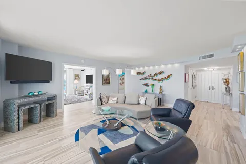 $1,675,000 | 500 Ocean Drive, Unit E4C, Juno Beach, FL 33408