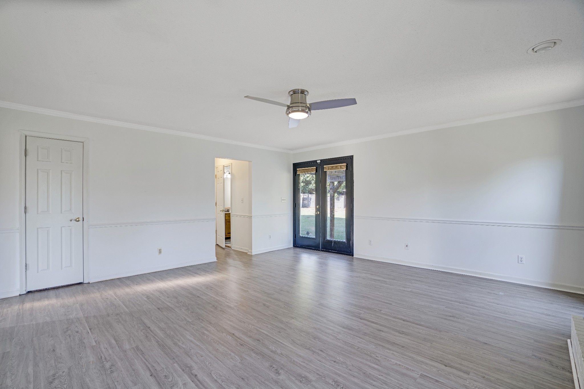 1353 West Rhett Butler Road Clarksville, TN 37042 - Photo 9 of 30 Gallery Image 9