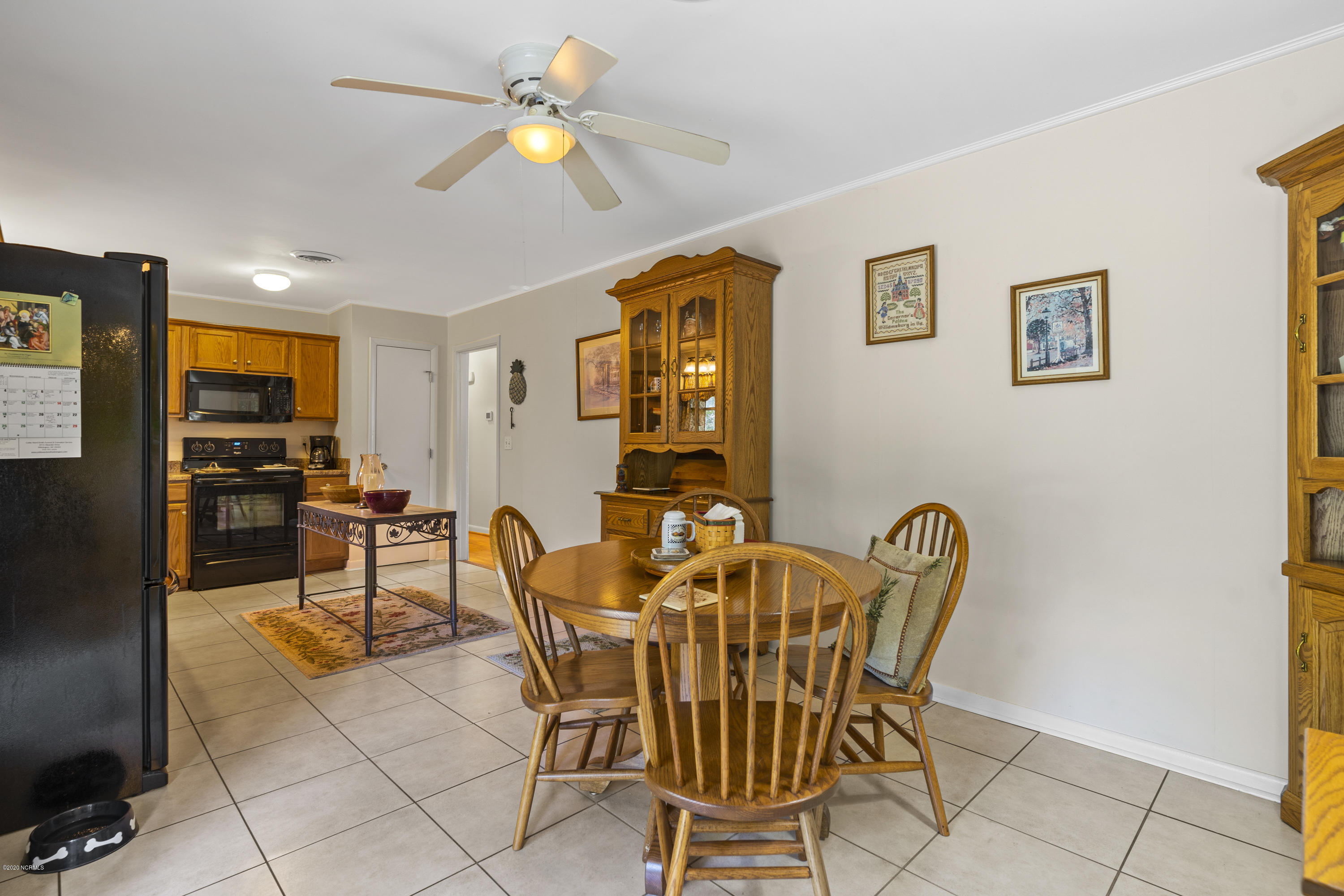 214 2 Chopt Road Wilmington, NC 28405 - Photo 9 of 20 Dinning Room