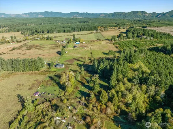 $150,000 | 433 West Lucas Lane, Elma, WA 98541