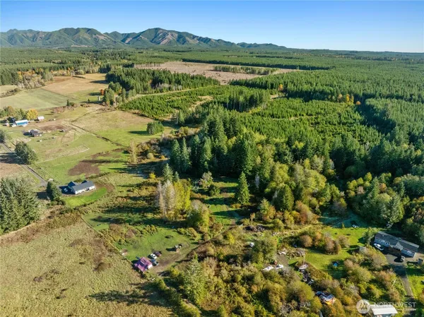 $150,000 | 433 West Lucas Lane, Elma, WA 98541