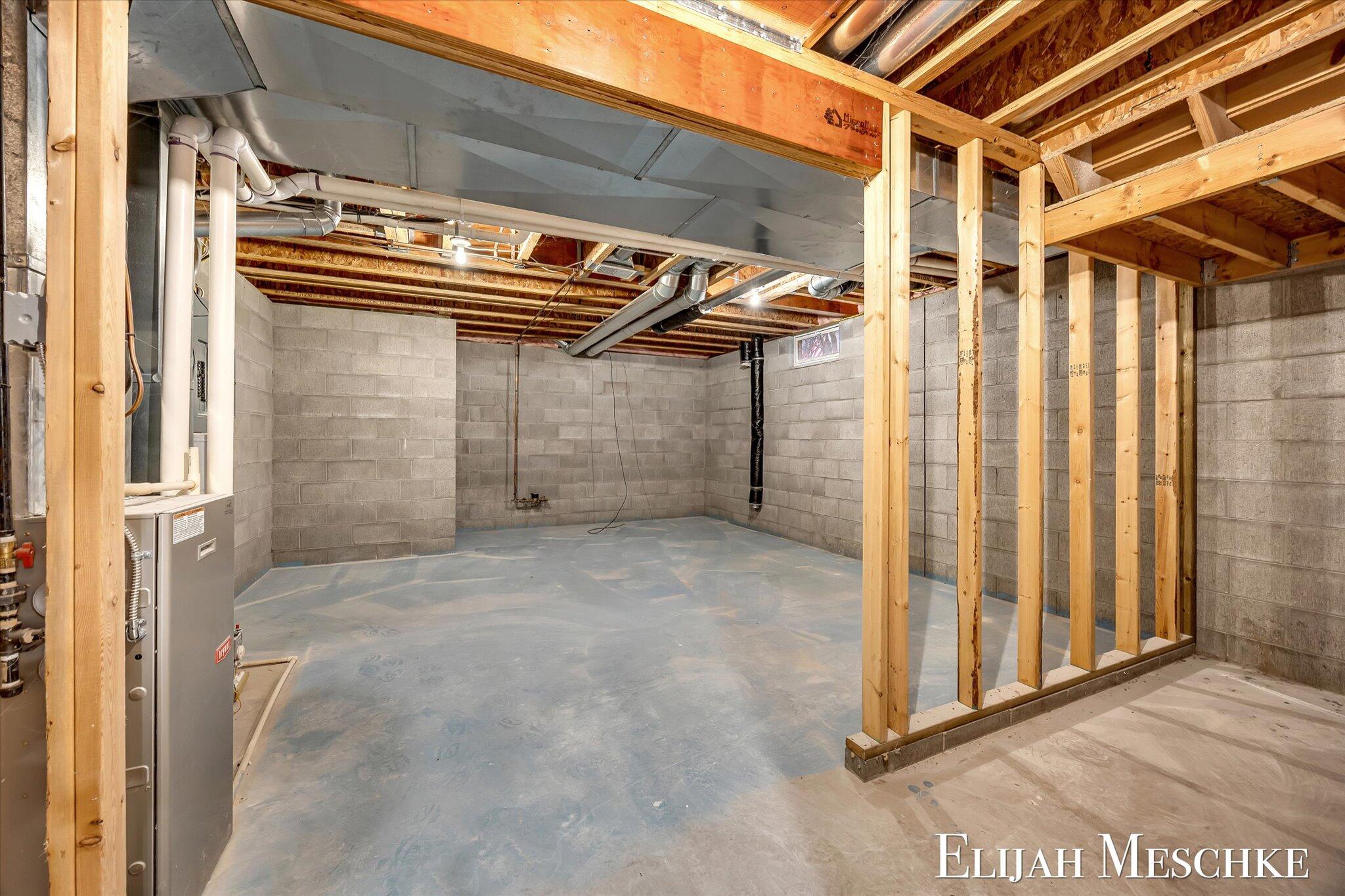 5630 Copper Sands Run Fruitport, MI 49415 - Photo 37 of 45 38-K1J19582