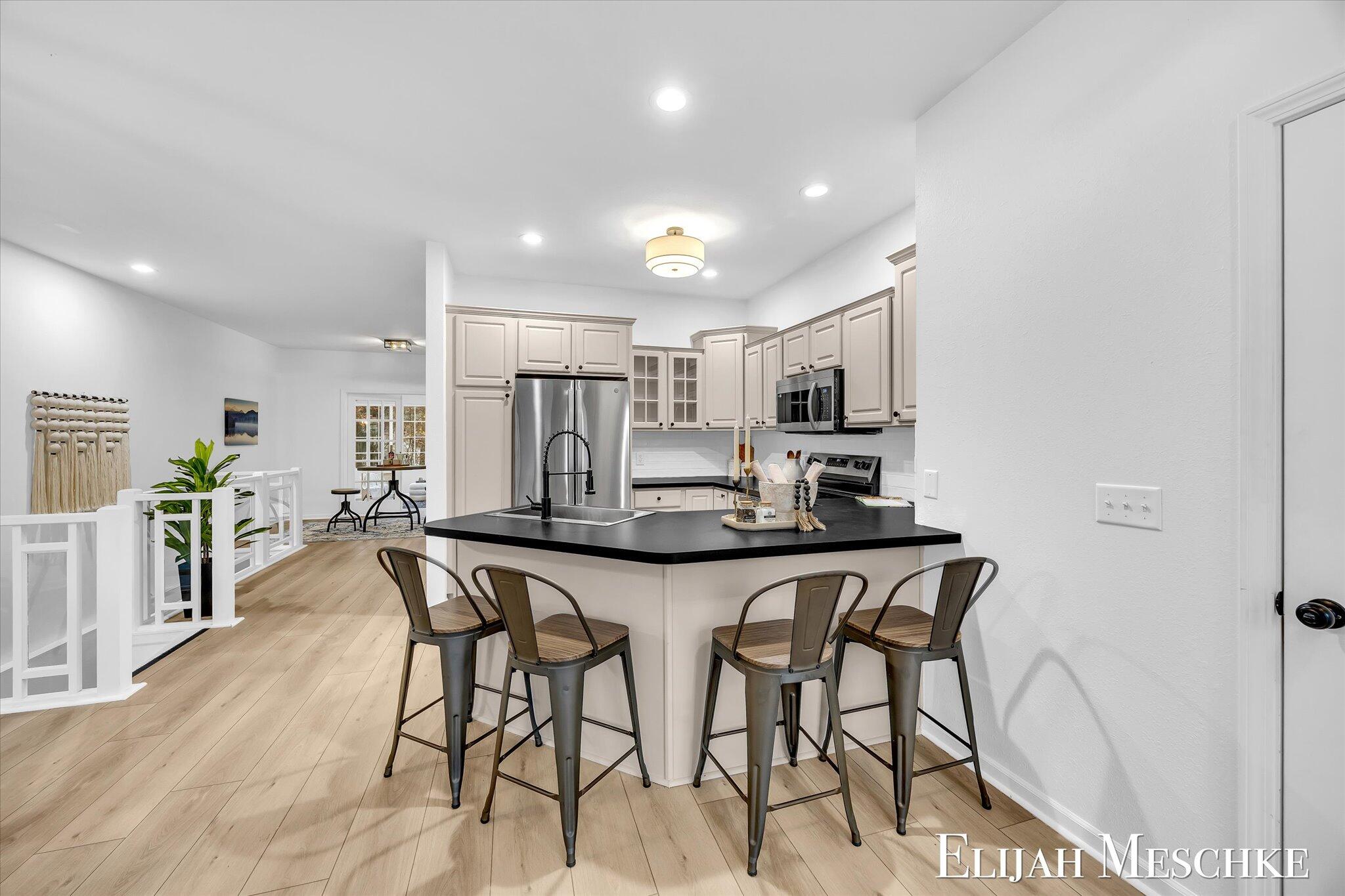 5630 Copper Sands Run Fruitport, MI 49415 - Photo 7 of 45 10-K1J19527