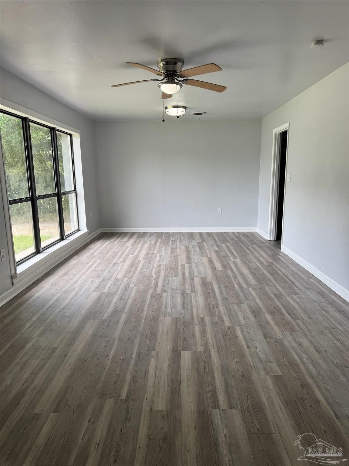 6437 Magnolia Street Milton, FL 32570 - Photo 2 of 13