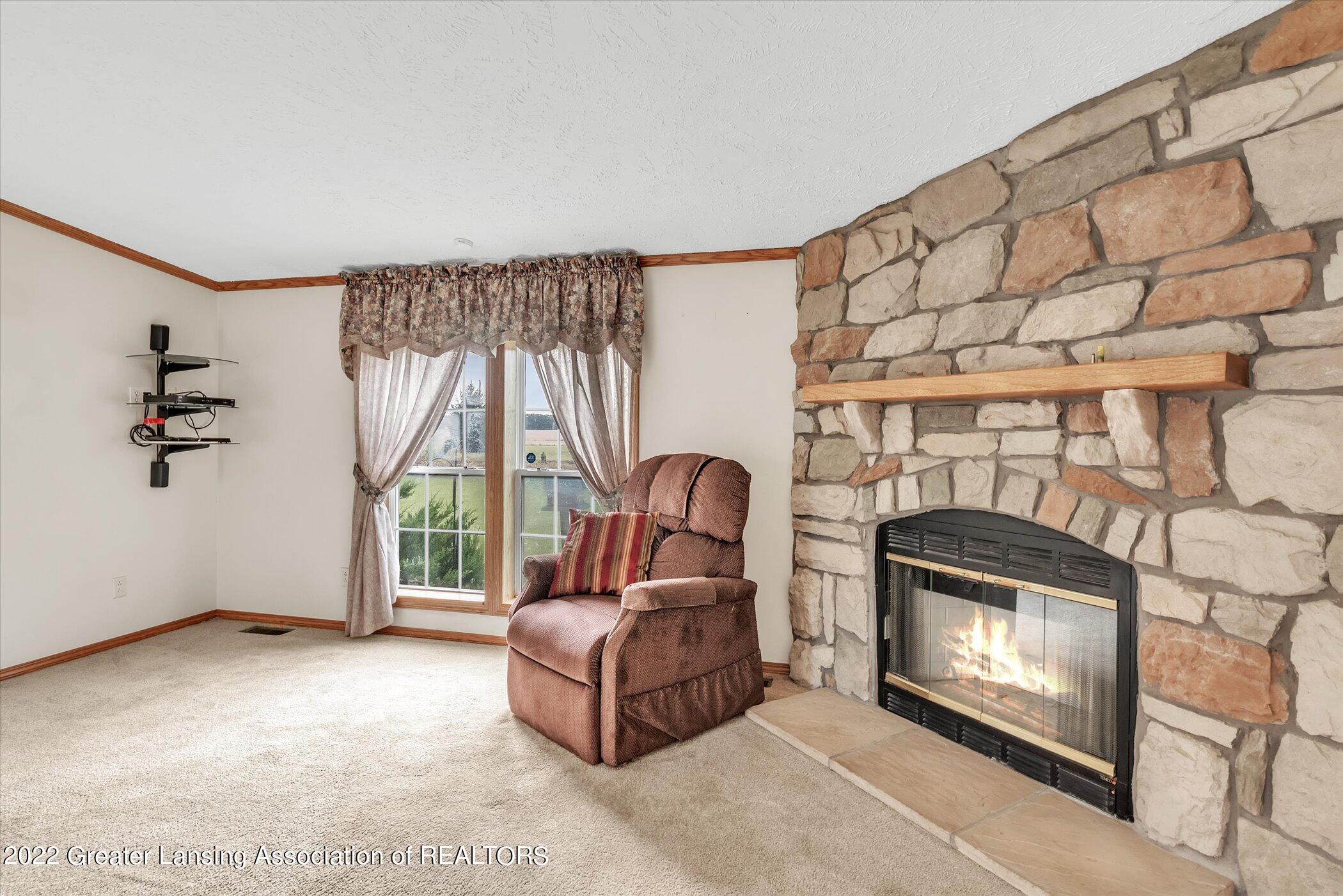 6601 East Mead Road Elsie, MI 48831 - Photo 12 of 62 AD1DBA1E-11E2-4929-B312-2DA9C6A3F802