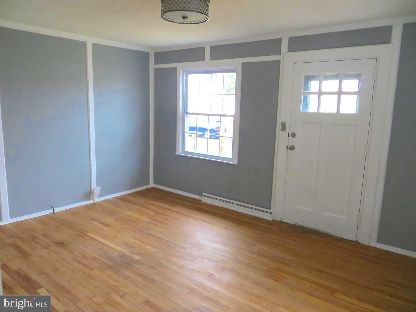 224 Clamer Road Ewing, NJ 08628 - Photo 4 of 21