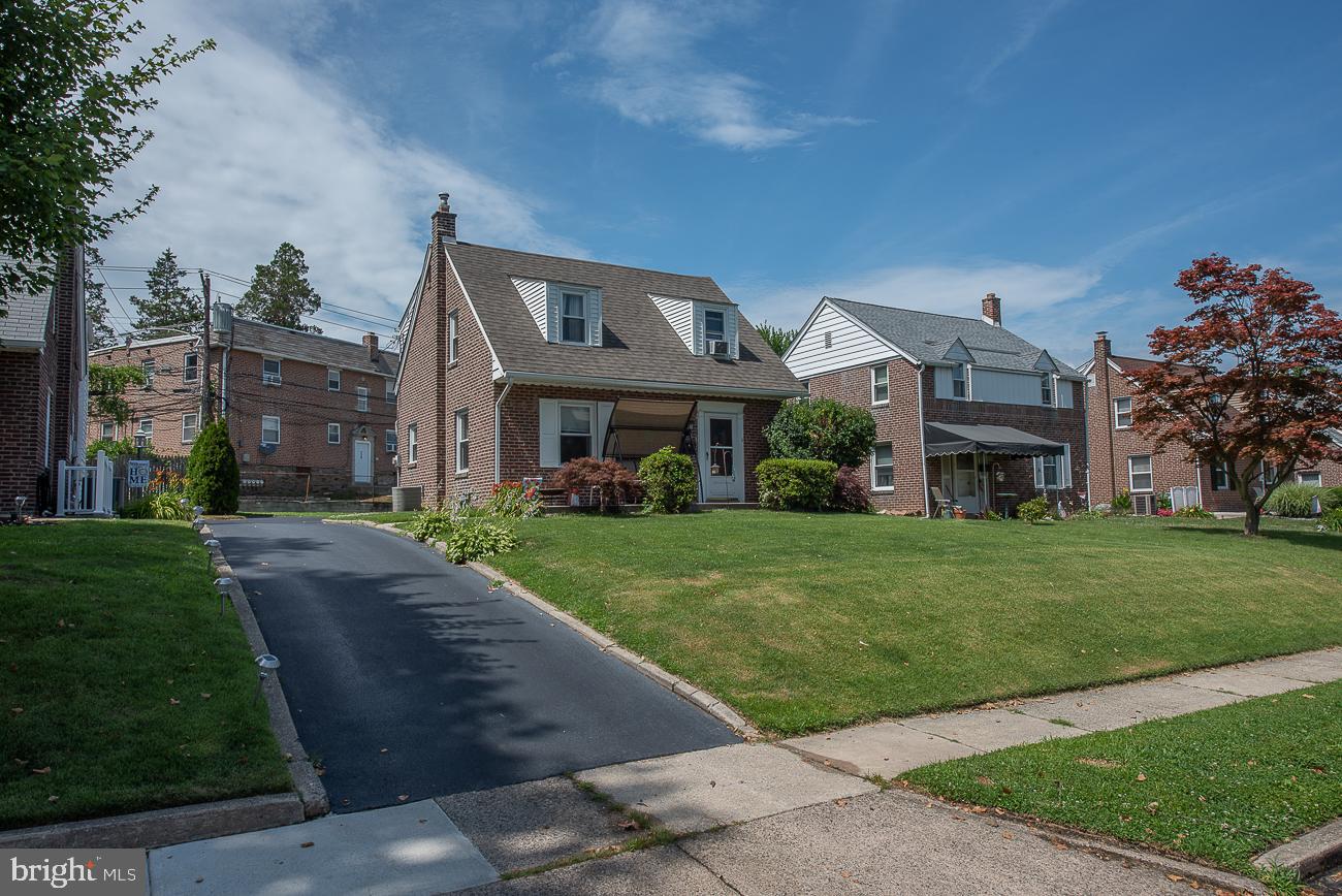 709 Braxton Road Ridley Park, PA 19078 - Photo 1 of 36 Gallery Image 1