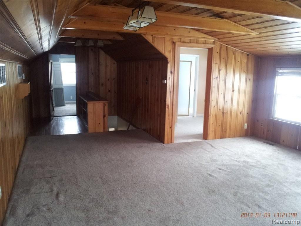 1653 South Renaud Road Grosse Pointe, MI 48236 - Photo 20 of 25 2013-01-03 13.21.48.jpg