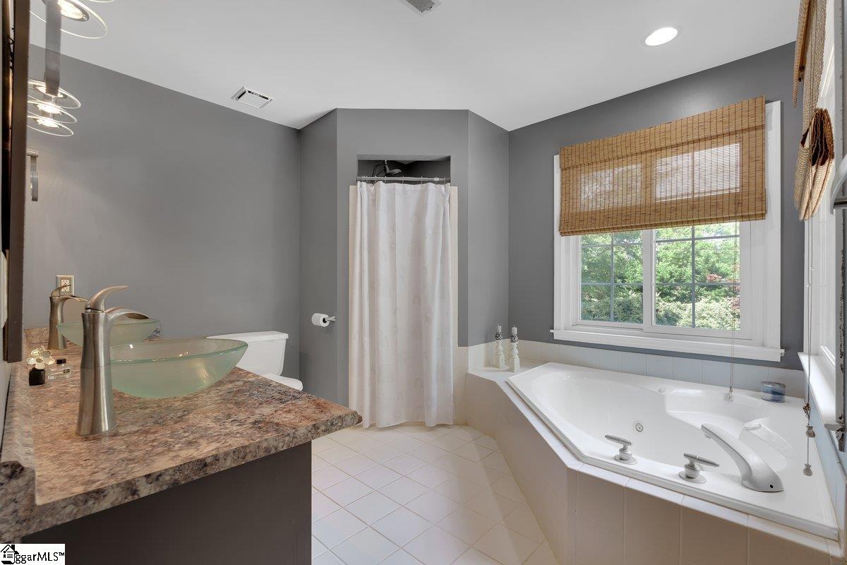 7 Shadow Point Court Simpsonville, SC 29681 - Photo 16 of 34 Gallery Image 16