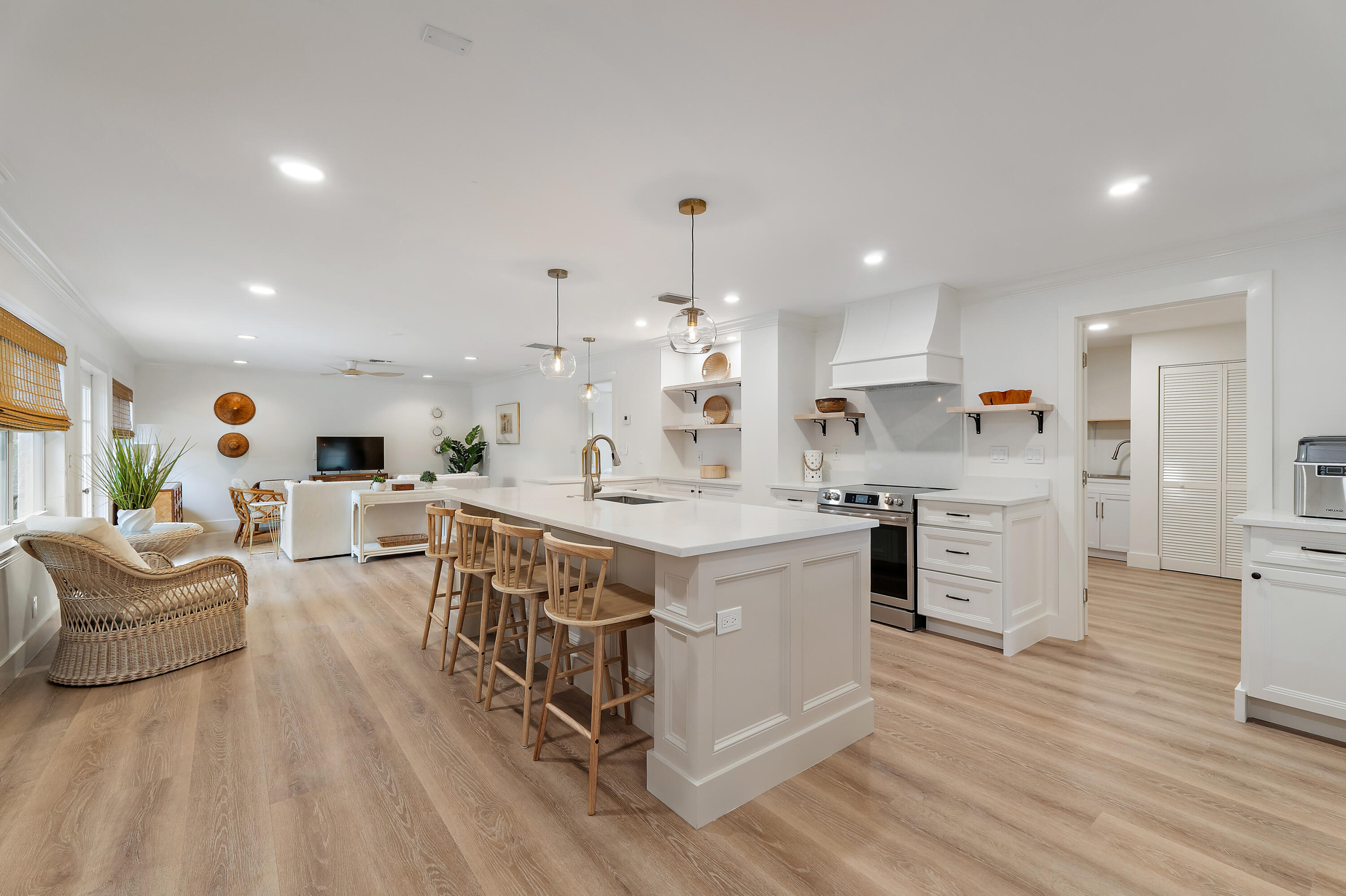 368 Church Road Tequesta, FL 33469 - Photo 18 of 50 025-368ChurchRd-Jupiter-FULL