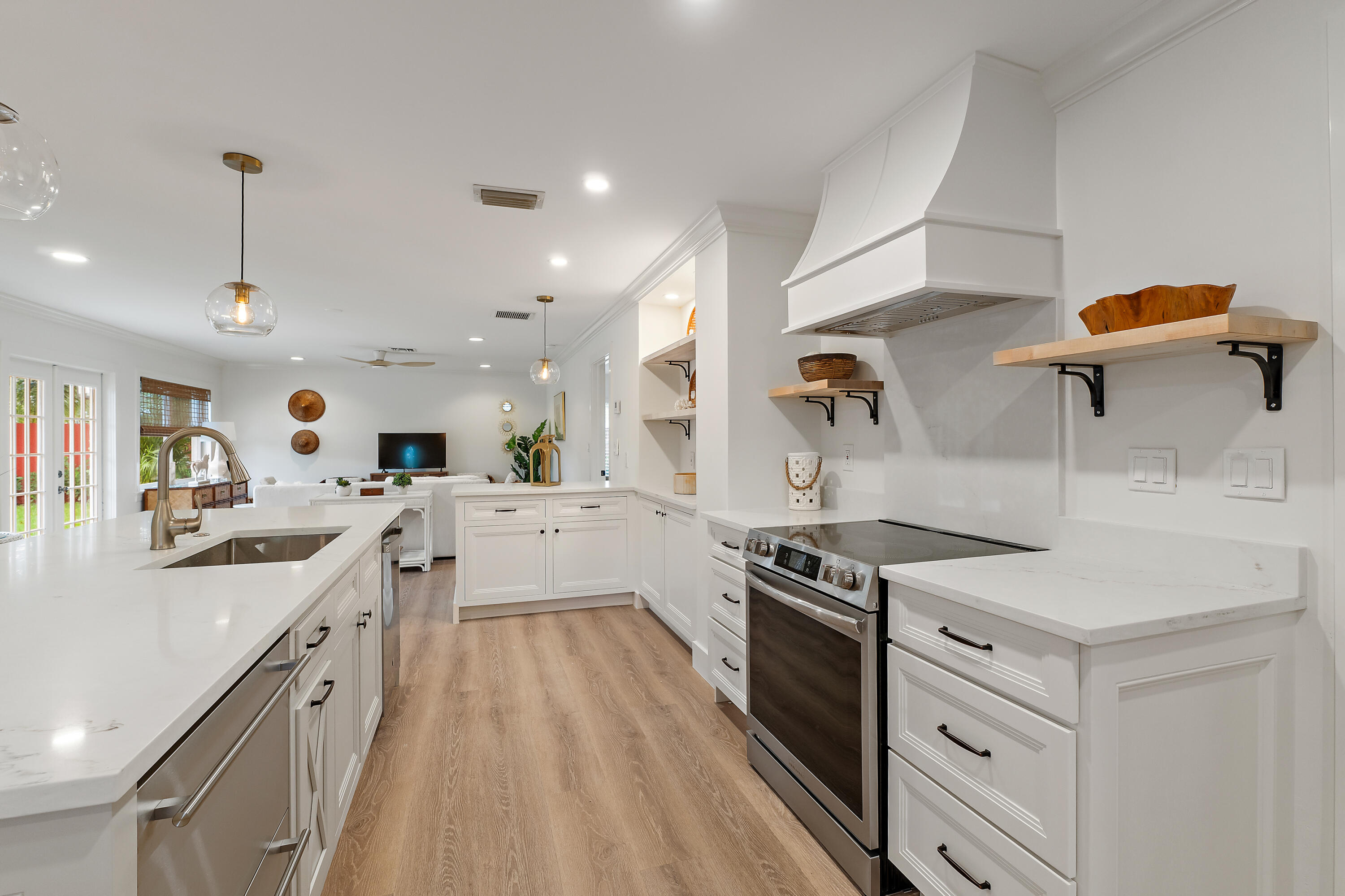 368 Church Road Tequesta, FL 33469 - Photo 19 of 50 026-368ChurchRd-Jupiter-FULL