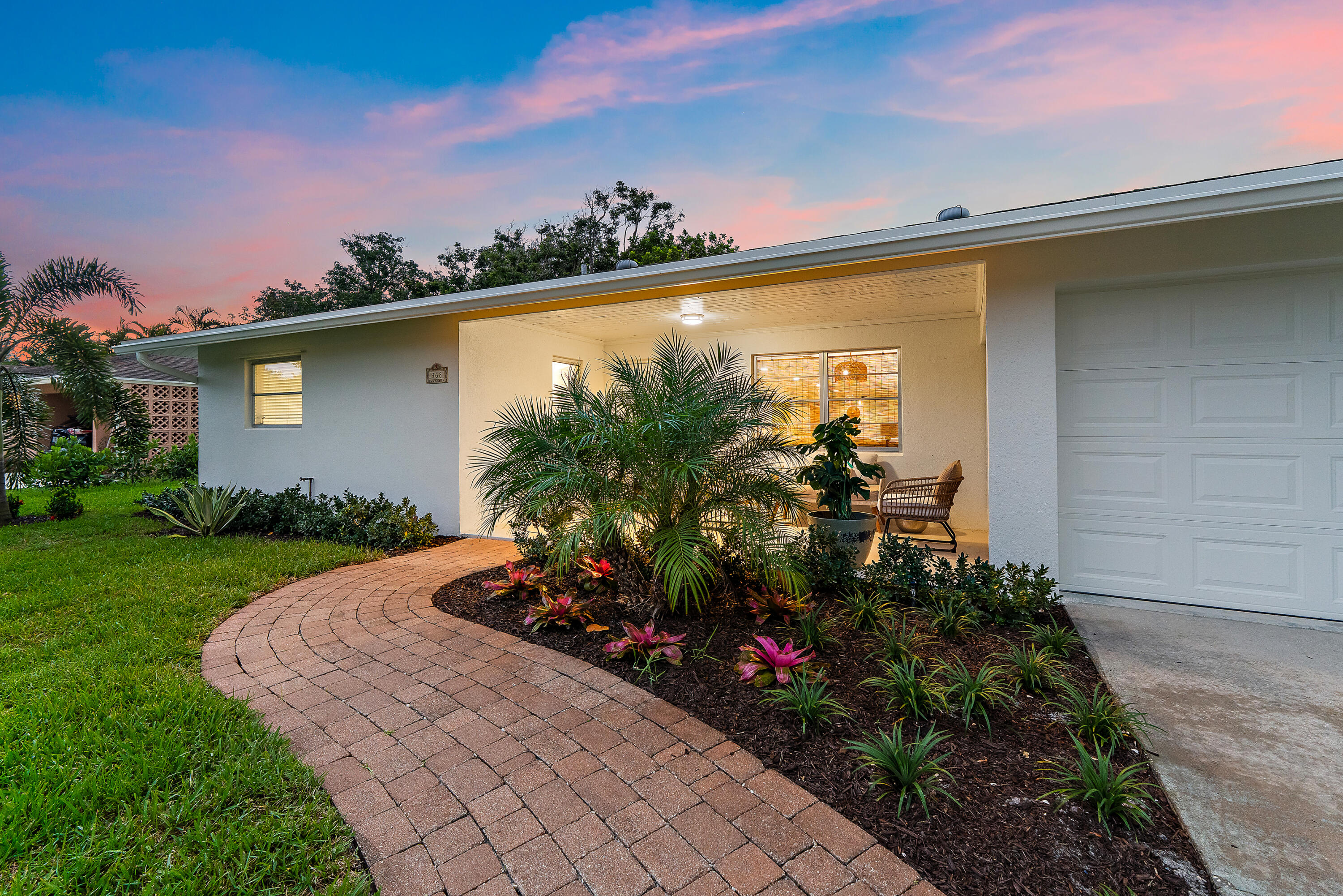 368 Church Road Tequesta, FL 33469 - Photo 6 of 50 006-368ChurchRd-Jupiter-FULL (2)