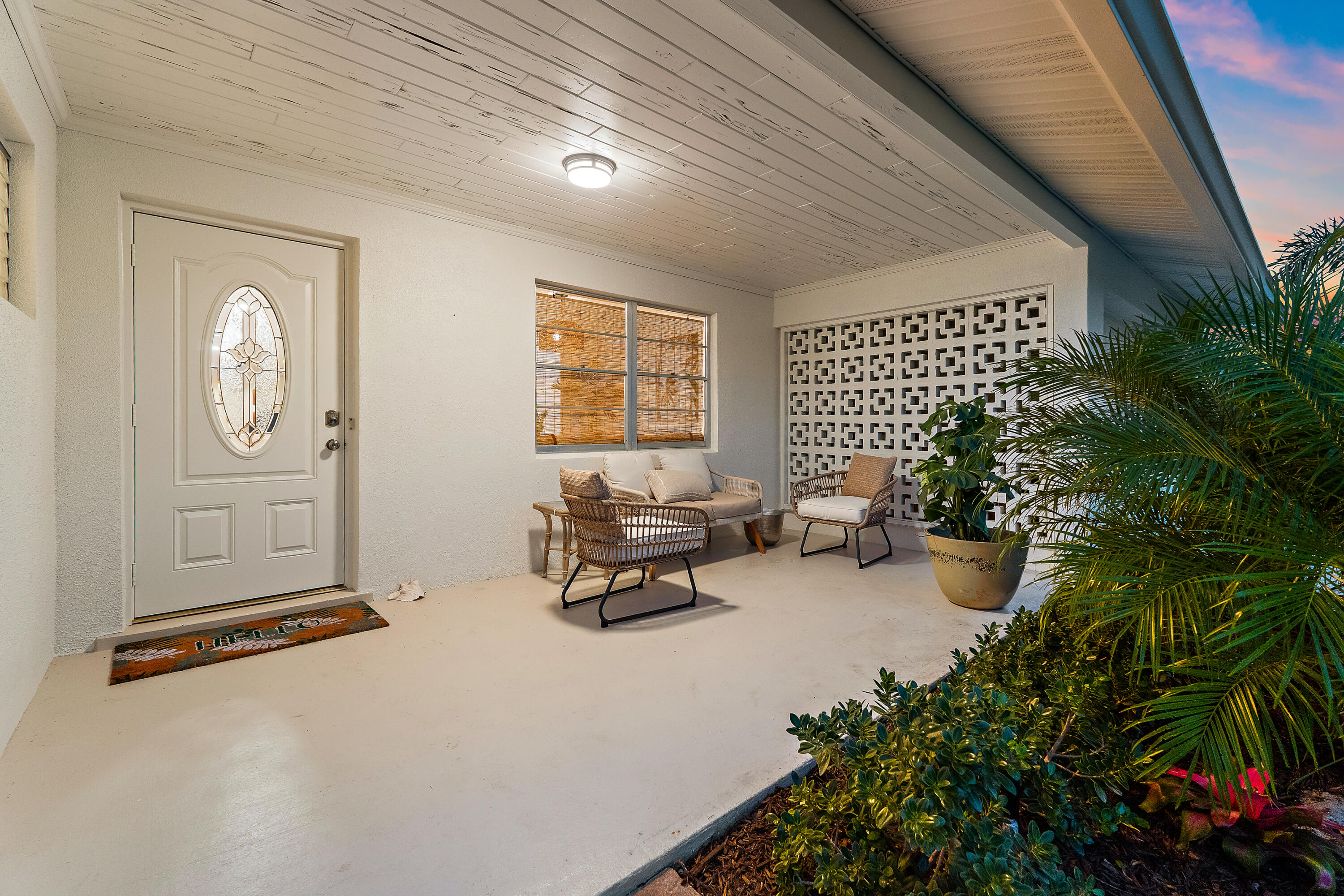 368 Church Road Tequesta, FL 33469 - Photo 8 of 50 007-368ChurchRd-Jupiter-FULL (2)