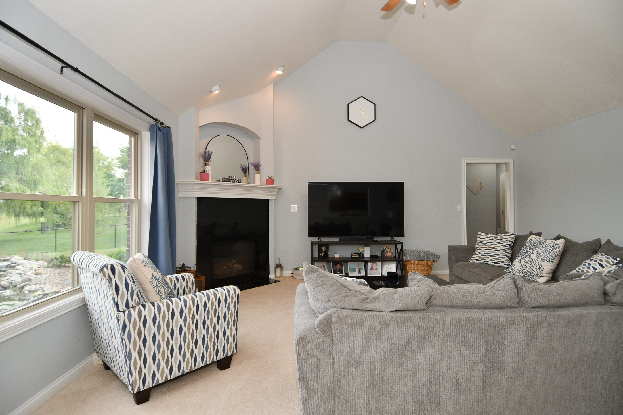 7162 Sunset Ridge Parkway Indianapolis, IN 46259 - Photo 12 of 57