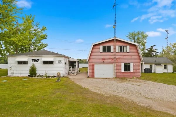 $333,000 | 1192 Lakeview Drive, Brooklyn, MI 49230