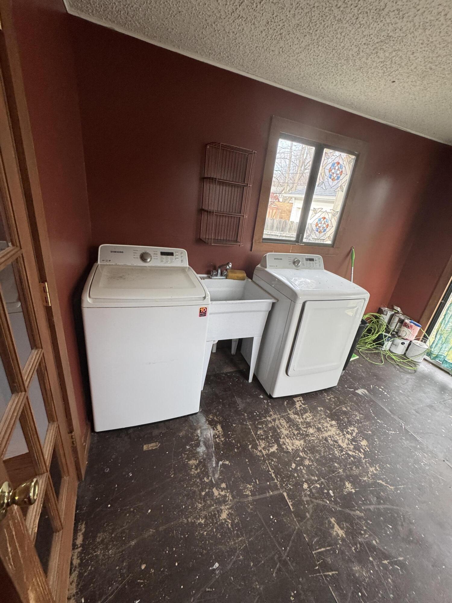 974 North Prospect Road Ypsilanti, MI 48198 - Photo 21 of 24 20251124_203352702_iOS