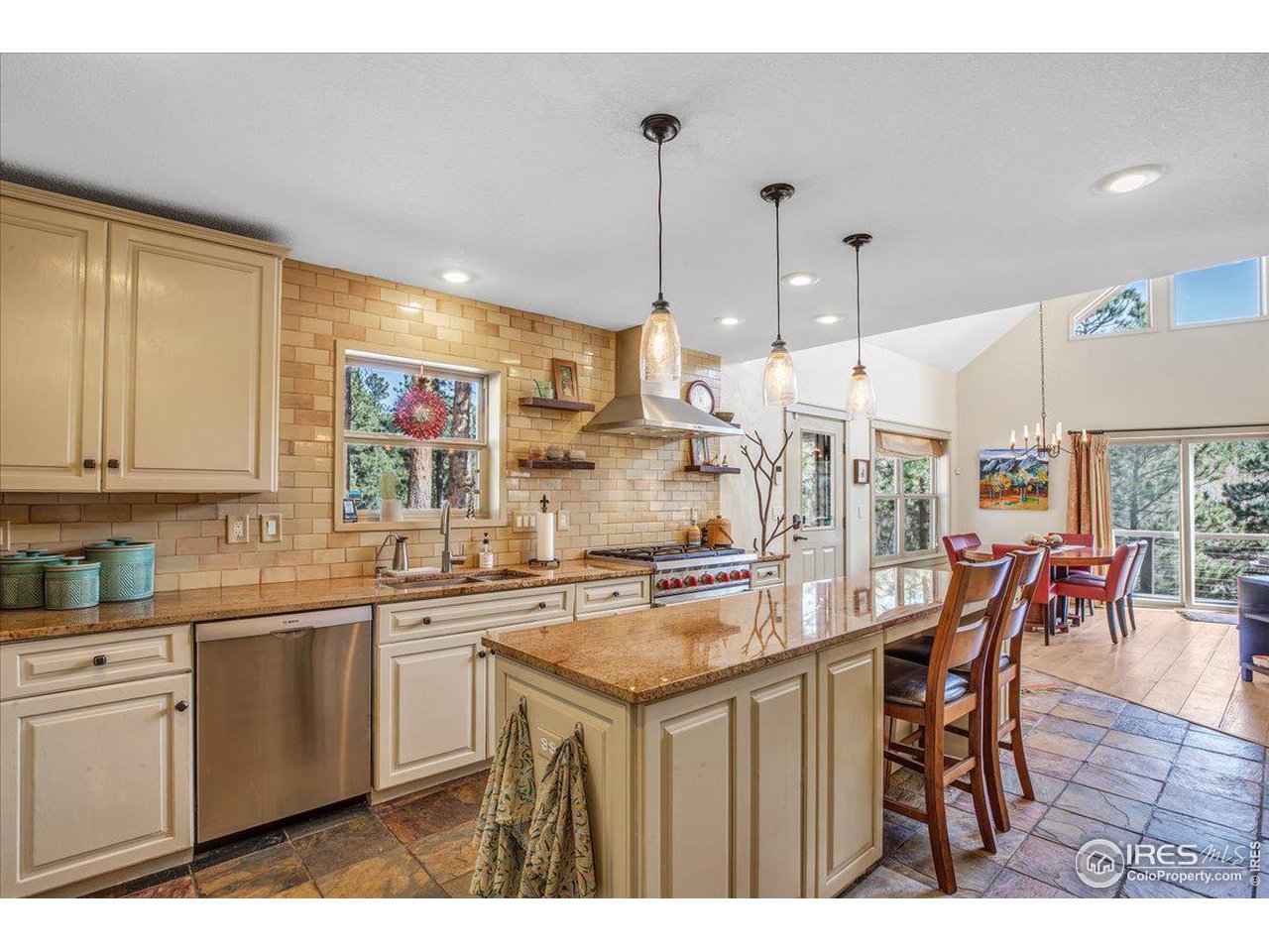 745 Sugarloaf Road Boulder, CO 80302 - Photo 8 of 37 Gallery Image 8