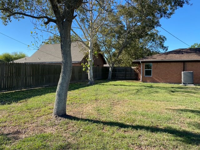 2202 Larry Drive Port Lavaca, TX 77979 - Photo 22 of 28