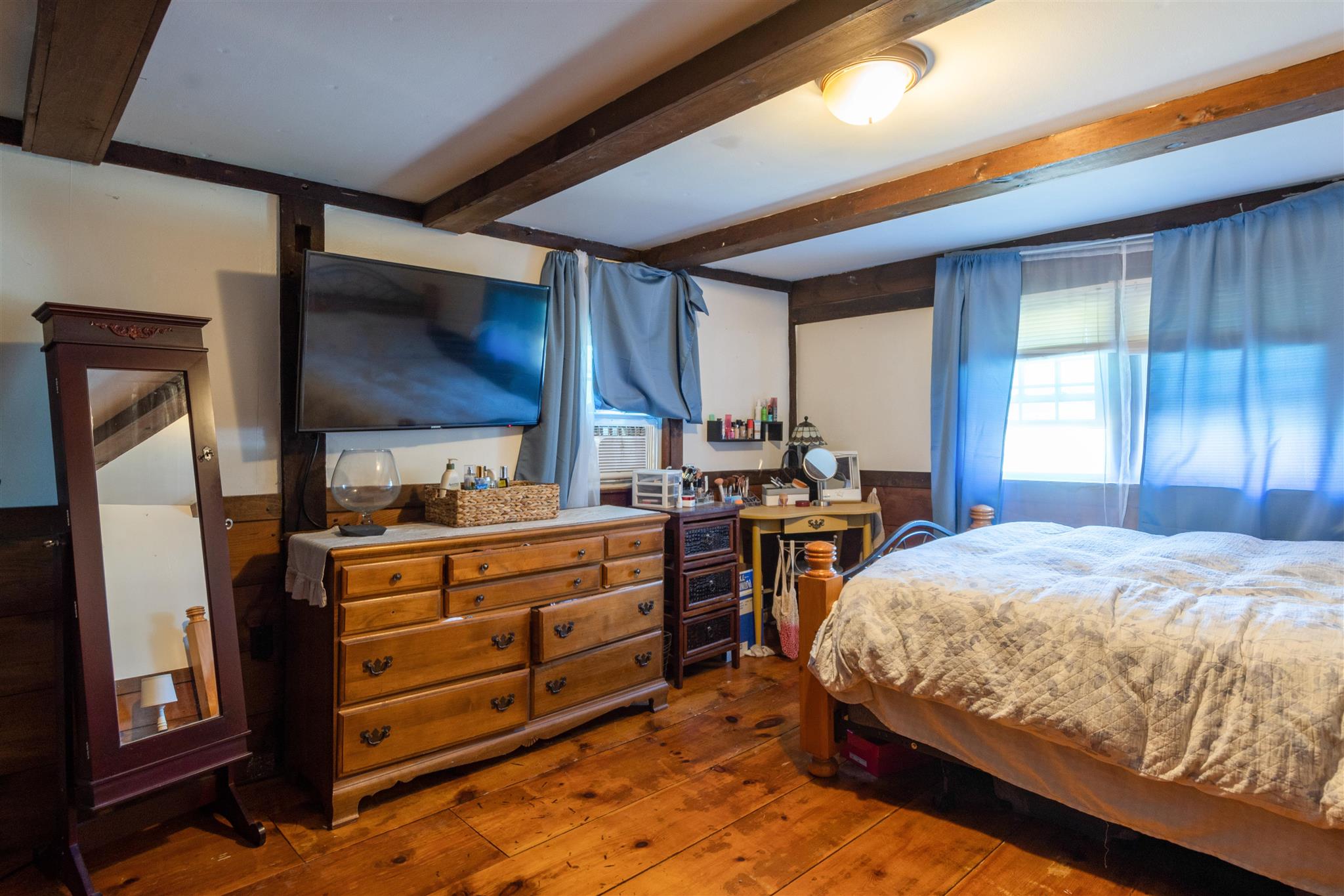 1292 Mammoth Road Pelham, NH 03076 - Photo 32 of 39