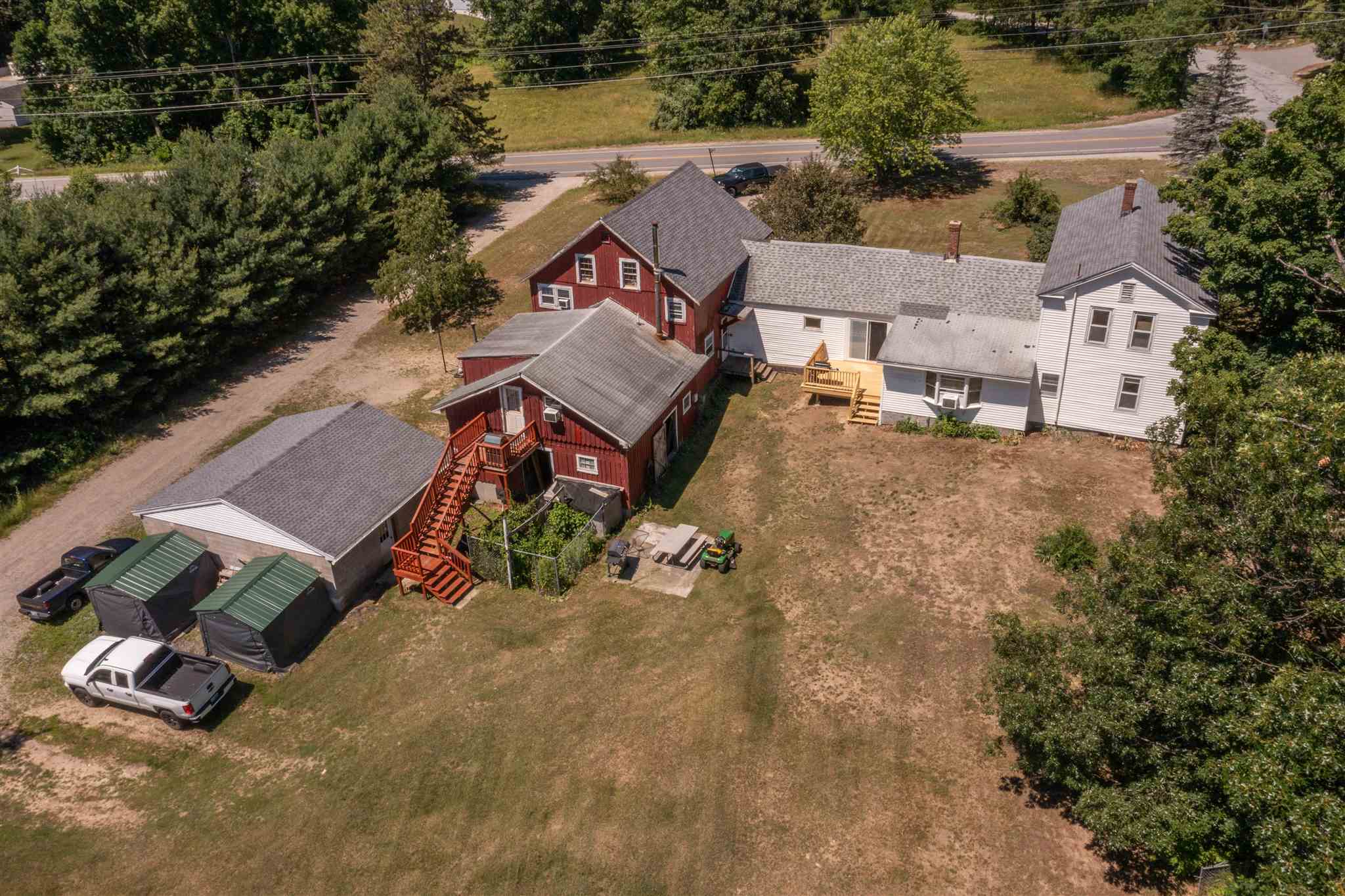 1292 Mammoth Road Pelham, NH 03076 - Photo 6 of 39