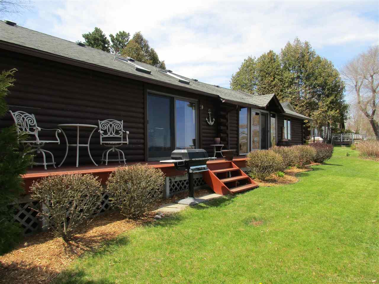 2849 South Lakeshore Road Applegate, MI 48401 - Photo 11 of 13 31289996-10.JPG