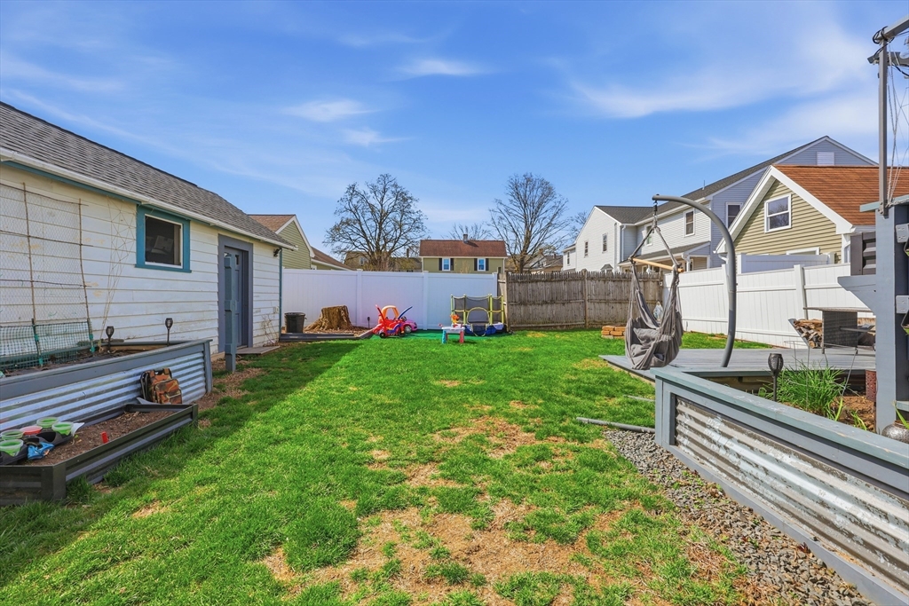 9 Hamilton Street Clinton, MA 01510 - Photo 31 of 32