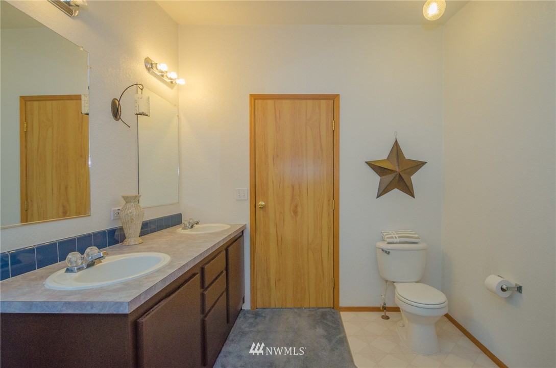 115 H Walker Road Toledo, WA 98591 - Photo 10 of 25
