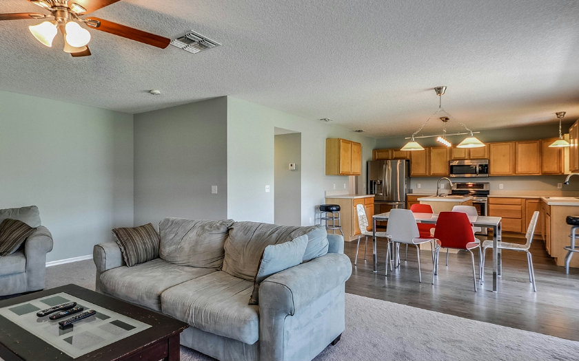 76630 Longleaf Loop Yulee, FL 32097 - Photo 4 of 24 Gallery Image 4
