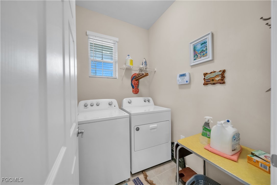2065 Summersweet Drive Alva, FL 33920 - Photo 8 of 28
