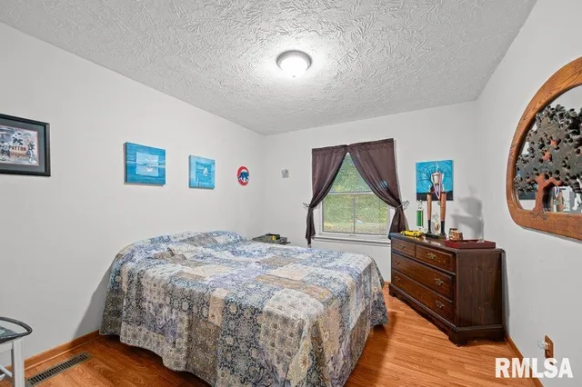 $323,000 | 9821 Highway 150, Coal Valley, IL 61240