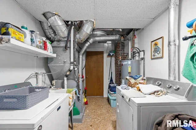 $323,000 | 9821 Highway 150, Coal Valley, IL 61240