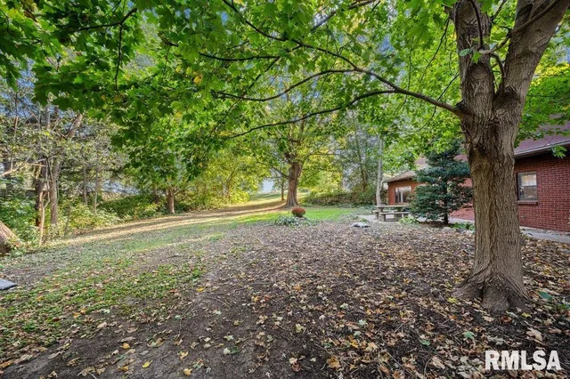 $323,000 | 9821 Highway 150, Coal Valley, IL 61240