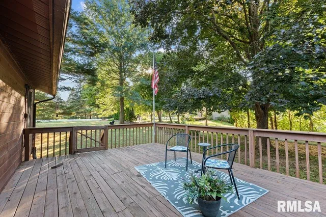 $323,000 | 9821 Highway 150, Coal Valley, IL 61240