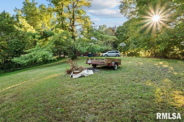 $323,000 | 9821 Highway 150, Coal Valley, IL 61240