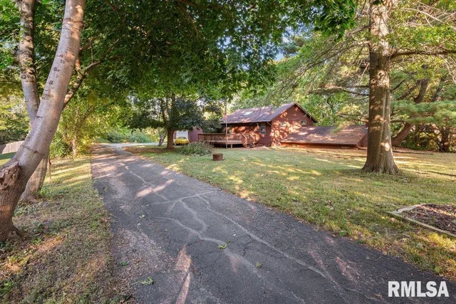 $323,000 | 9821 Highway 150, Coal Valley, IL 61240
