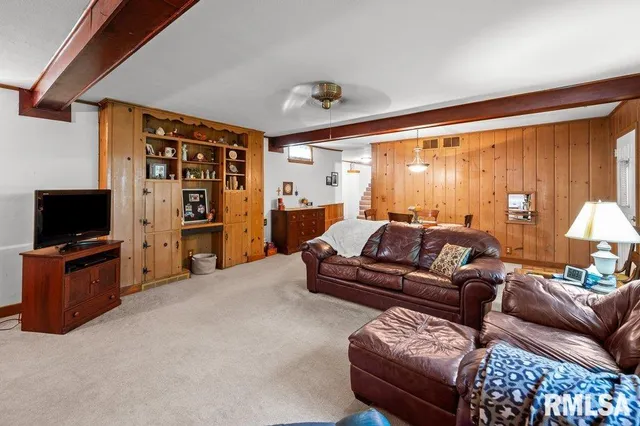 $323,000 | 9821 Highway 150, Coal Valley, IL 61240