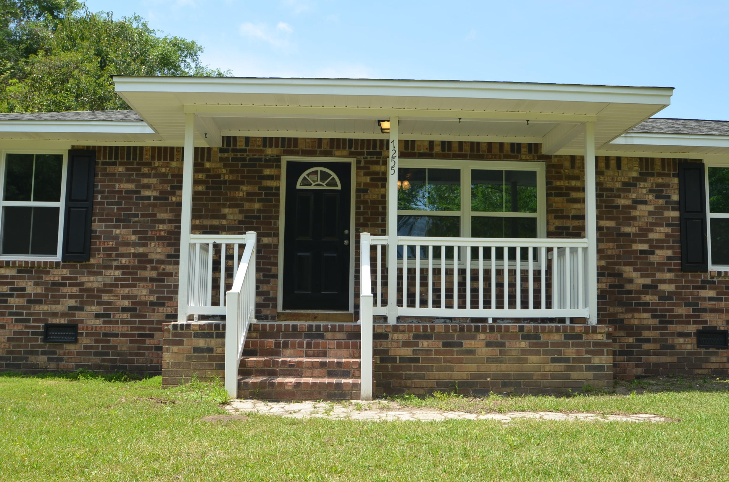 1255 Mail Rte Road Bonneau, SC 29431 - Photo 2 of 13 DSC_0515