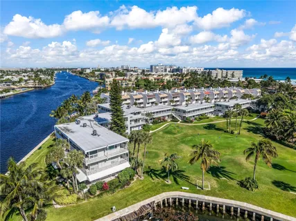 $459,999 | 1221 Hillsboro Mile, Unit 39B, Hillsboro Beach, FL 33062