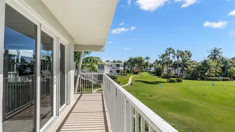 $459,999 | 1221 Hillsboro Mile, Unit 39B, Hillsboro Beach, FL 33062