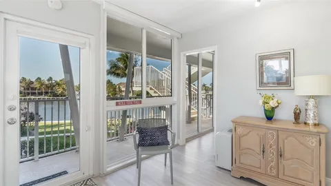 $459,999 | 1221 Hillsboro Mile, Unit 39B, Hillsboro Beach, FL 33062