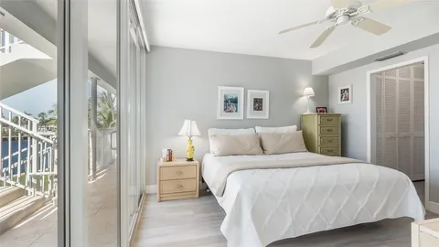 $459,999 | 1221 Hillsboro Mile, Unit 39B, Hillsboro Beach, FL 33062