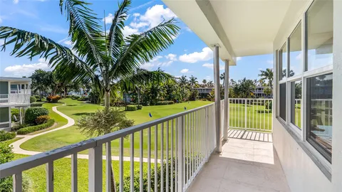 $459,999 | 1221 Hillsboro Mile, Unit 39B, Hillsboro Beach, FL 33062