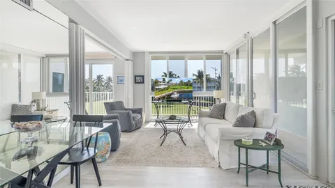 $459,999 | 1221 Hillsboro Mile, Unit 39B, Hillsboro Beach, FL 33062