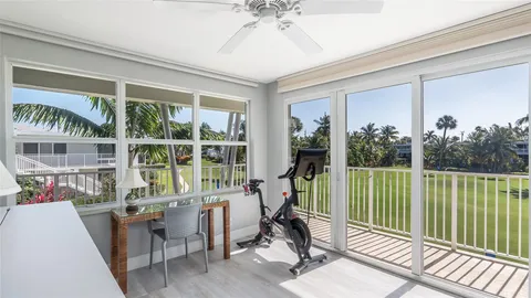 $459,999 | 1221 Hillsboro Mile, Unit 39B, Hillsboro Beach, FL 33062