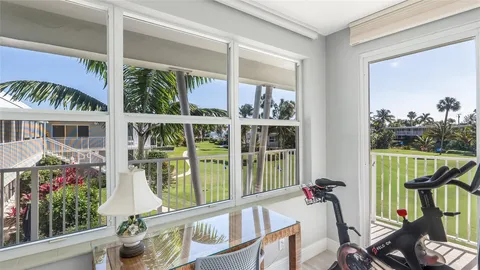 $459,999 | 1221 Hillsboro Mile, Unit 39B, Hillsboro Beach, FL 33062