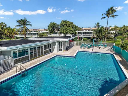 $459,999 | 1221 Hillsboro Mile, Unit 39B, Hillsboro Beach, FL 33062