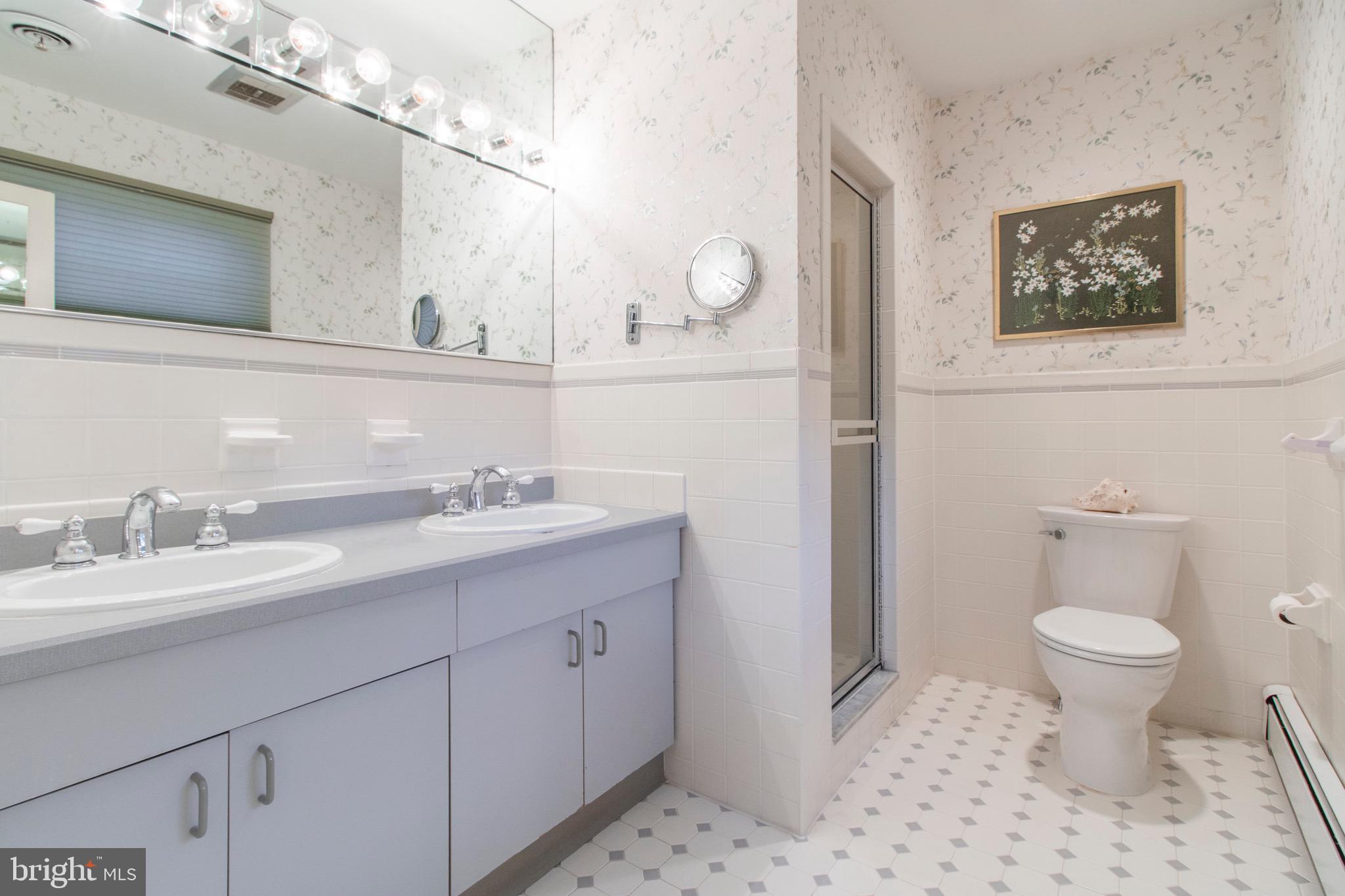 434 Wingate Road Huntingdon Valley, PA 19006 - Photo 20 of 35 Master Bath