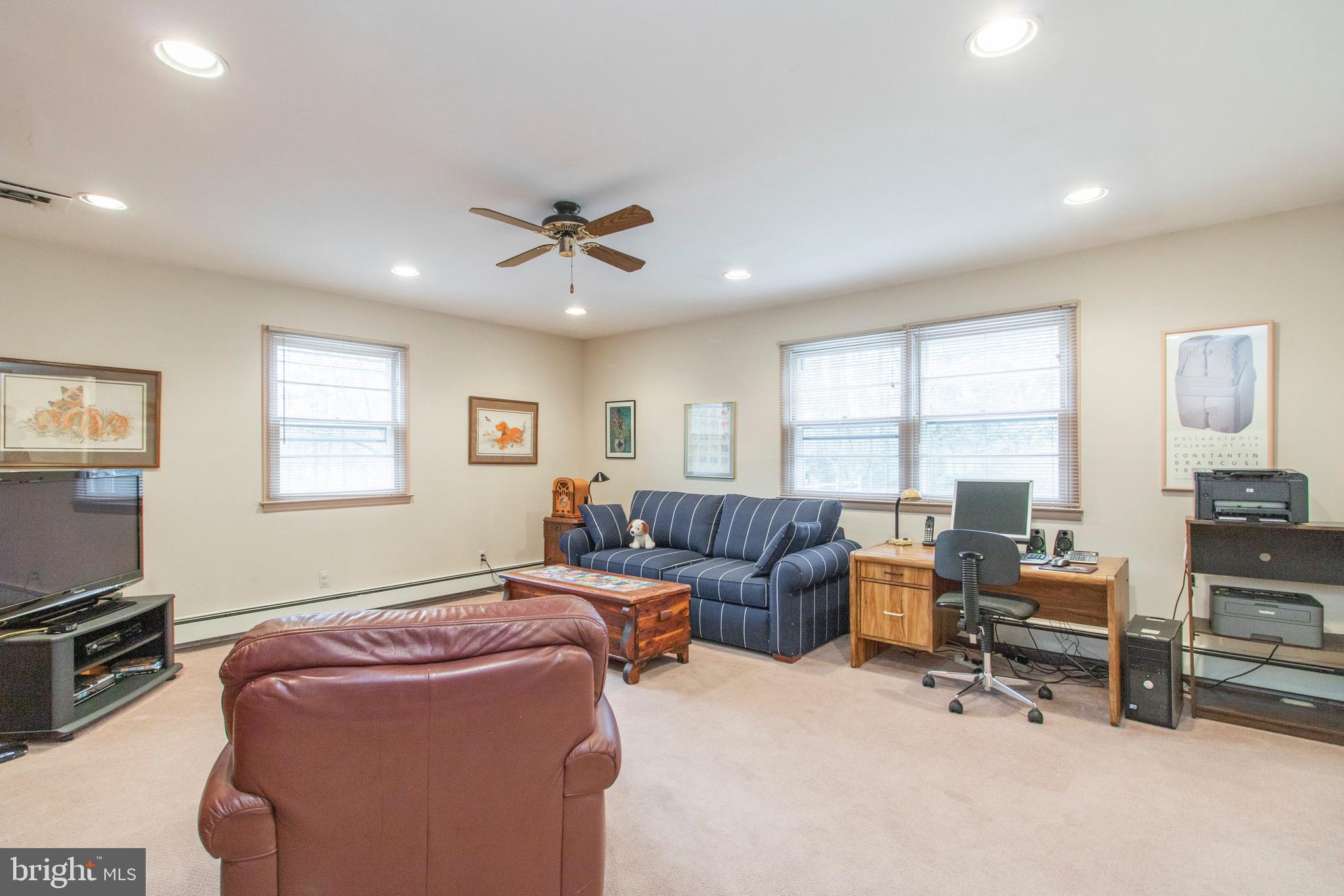 434 Wingate Road Huntingdon Valley, PA 19006 - Photo 25 of 35 4th bedroom / den (Hardwood floor under carpet)