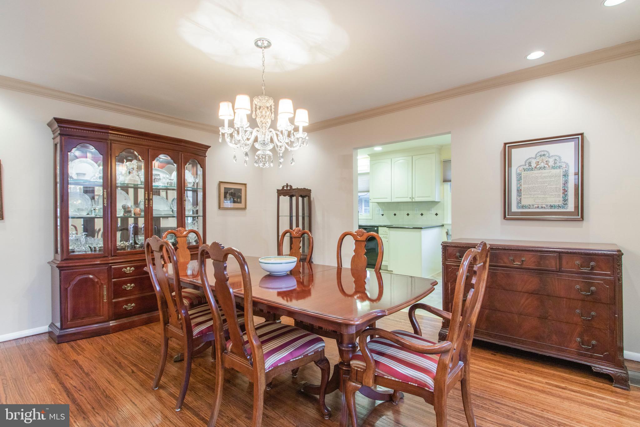 434 Wingate Road Huntingdon Valley, PA 19006 - Photo 8 of 35 Dining Room