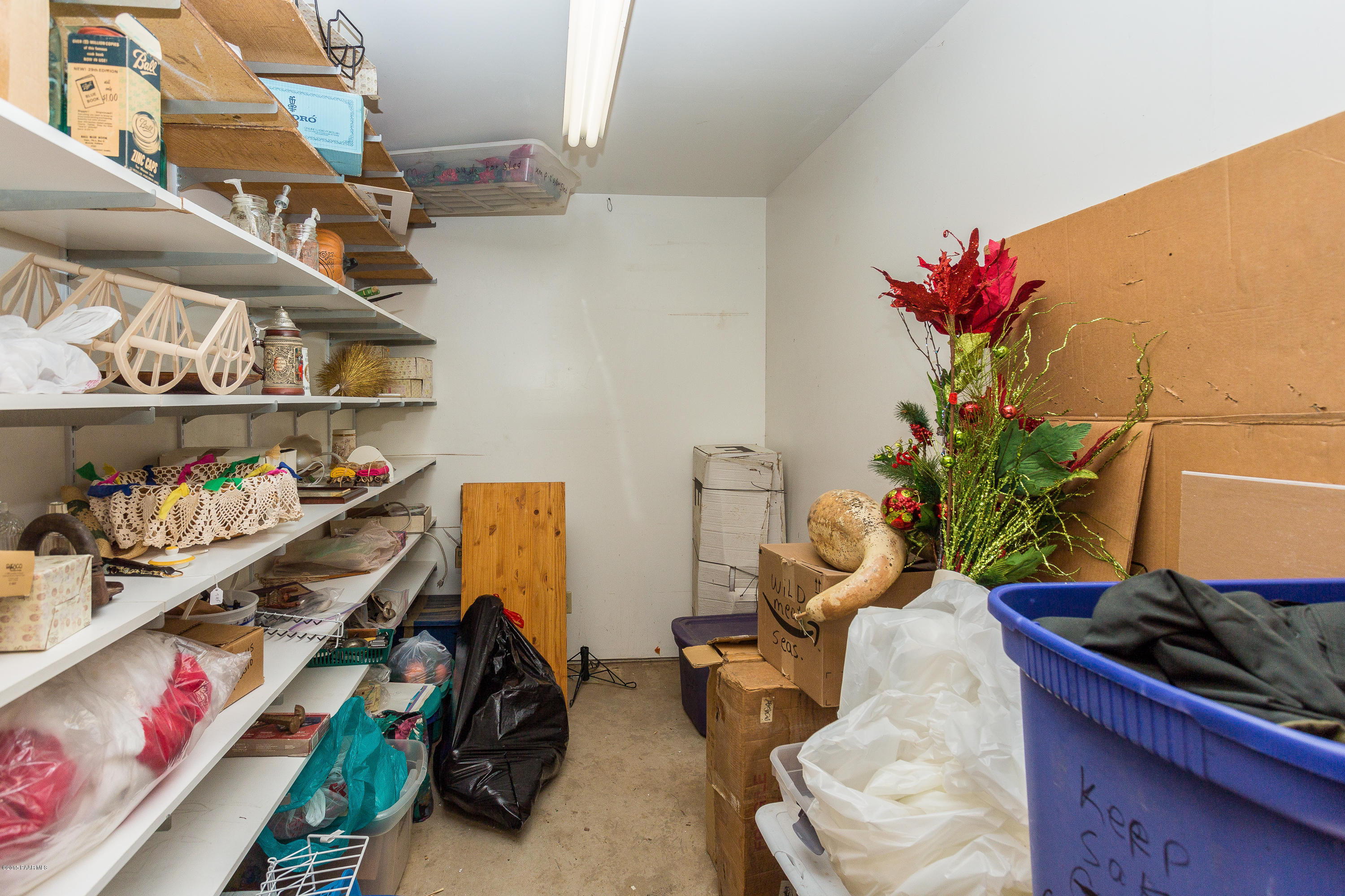 17621 East Trails End Road Mayer, AZ 86333 - Photo 27 of 27 027_Storage